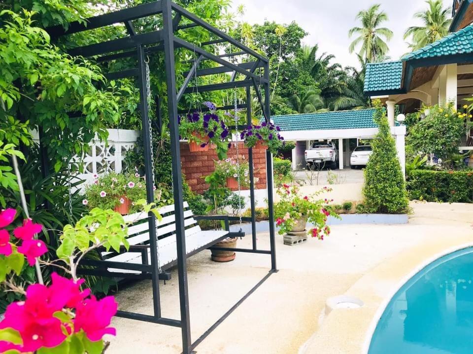 Ekman Garden Resort Sichon Ngoại thất bức ảnh