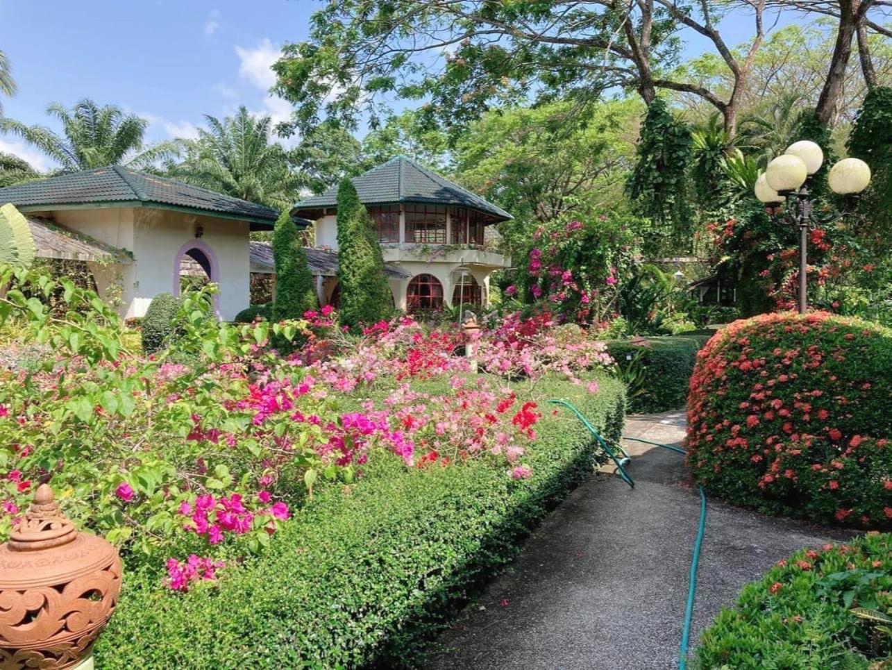 Ekman Garden Resort Sichon Ngoại thất bức ảnh